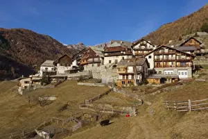 Cabins Prints: Village of Souliers, Parc Naturel Regional du Queyras (Regional Park of Queyras)