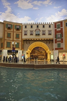 Qatar Prints: Villaggio Mall, Doha, Qatar, Middle East