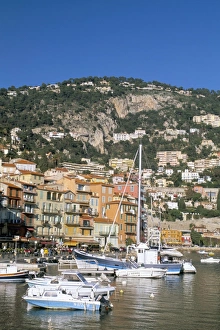 Images Dated 26th April 2005: Villefranche sur Mer, Alpes-Maritimes, Cote d Azur, Provence, French Riviera