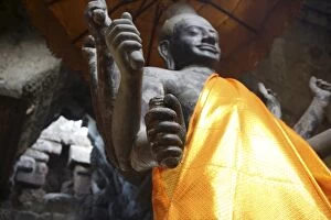 Images Dated 29th December 2010: Vishnu statue, Angkor Wat, UNESCO World Heritage Site, Siem Reap, Cambodia