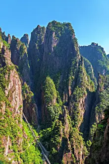 Mountainscape Prints: Visit Huangshan with its high peaks
