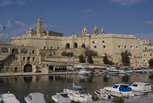 Images Dated 11th October 2007: Vittoriosa, Malta, Mediterranean, Europe
