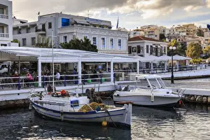 Agios Nikolaos Prints: Voulismeni Lake, pedestrianised lakeside lined with fishing boats, cafes and restaurants