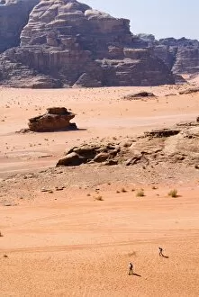 Images Dated 11th October 2007: Wadi Rum, Jordan, Middle East