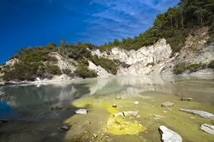 Images Dated 8th November 2008: Wai-O-Tapu Thermal Wonderland, North Island, New Zealand, Pacific