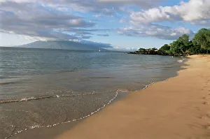 Volcano Prints: Wailea Beach