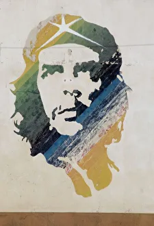 Cuba Gallery: A wall painting of Che Guevara in Habana Vieja (old town), Havana, Cuba