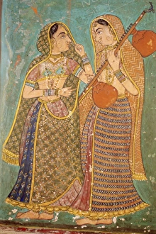 Feminine Prints: Wall painting in the palace