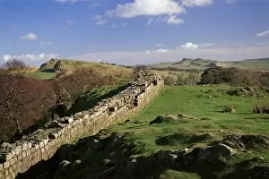Rolling Landacape Collection: Wallcrags, Roman wall, Hadrians Wall, UNESCO World Heritage Site, Northumberland
