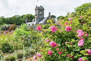 Gardening Prints: The walled garden with the house in the background