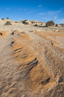 Images Dated 1st November 2008: Walls of China, a series of Lunettes in the Mungo National Park, part of the Willandra Lakes Region