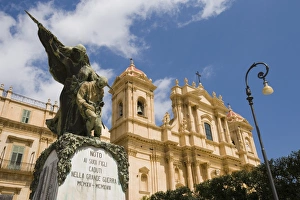 War Memorial Prints: War memorial and Cathedral