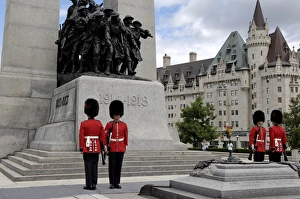 Guards Prints: War Memorial, Ottawa, Ontario Province, Canada, North America