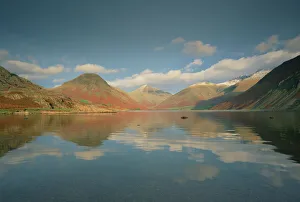 Images Dated 26th January 2000: Wasdale Head and Great Gable reflected in Wastwater, Lake District National Park
