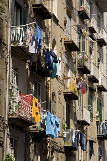 Laundry Prints: Washing on balcony