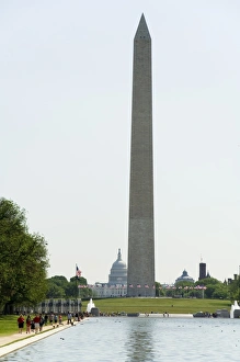 Images Dated 4th January 2000: Washington Monument from the Lincoln Memorial, Washington D