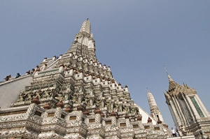 Images Dated 31st December 2007: Wat Arun, Bangkok, Thailand