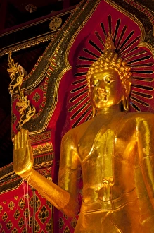 Wat Chedi Luang, Chiang Mai, Chiang Mai Province, Thailand, Southeast Asia, Asia