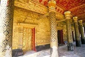 Wat Mai Suwannaphumaham