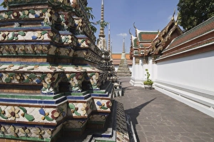 Images Dated 30th December 2007: Wat Pho, Bangkok, Thailand, Southeast Asia, Asia