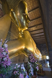Images Dated 30th December 2007: Wat Pho, Bangkok, Thailand, Southeast Asia, Asia