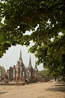 Images Dated 20th March 2010: Wat Phra Si Sanphet, Ayutthaya, UNESCO World Heritage Site, Ayutthaya Province