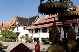 Images Dated 29th September 2006: Wat Sisaket, built on the orders of Chao Anou, last king of Vientiane, Vientiane