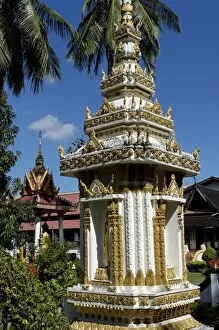 Images Dated 29th September 2006: Wat Sisaket, built on the orders of Chao Anou, last king of Vientiane, Vientiane