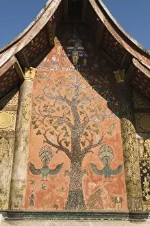 Images Dated 6th January 2008: Wat Xieng Thong, Luang Prabang, UNESCO World Heritage Site, Laos, Indochina