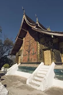 Images Dated 6th January 2008: Wat Xieng Thong, UNESCO World Heritage Site, Luang Prabang, Laos, Indochina