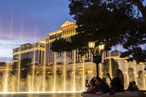 Casino Prints: Watching the Bellagio Fountains at dusk
