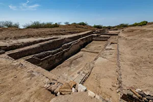 Gujarat Prints: Water reservoir, Archaeological Park