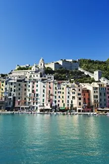 Images Dated 6th November 2009: Waterfront pastel coloured houses, Porto Venere, Cinque Terre, UNESCO World Heritage Site