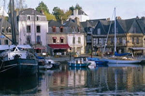 Town House Prints: Waterfront and port of Saint Goustan (St. Goustan), town of Auray, Golfe du Morbihan