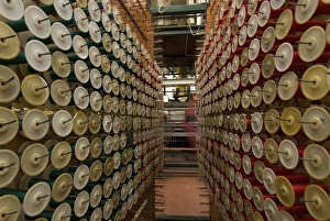 Images Dated 27th December 2008: Weaving factory in Conegliano, Veneto, Italy, Europe