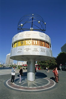 Measurement Prints: The Weltzeituhr at Alexanderplatz in Berlin