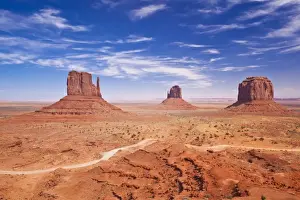 West Mitten Butte, East Mitten Butte and Merrick Butte, The Mittens, Monument Valley Navajo Tribal Park, Arizona, United States of America, North America