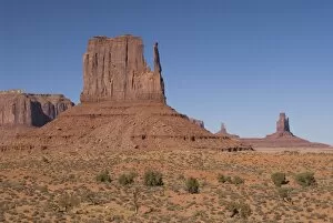 Images Dated 25th October 2009: West Mitten Butte, Monument Valley Navajo Tribal Park, Arizona, United States of America