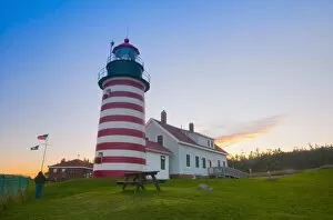 Images Dated 10th October 2010: West Quoddy Lighthouse, Lubec, Maine, New England, United States of America, North America