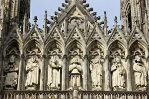 Images Dated 9th May 2008: West front of Reims cathedral, UNESCO World Heritage Site, Reims, Marne, France, Europe