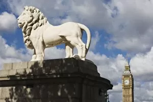 The Westminster Bridge Lion and Big Ben, Westminster, London, England, United Kingdom