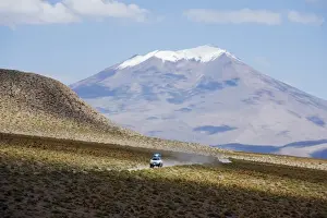 Four wheel drive tour in the Altiplano, Bolivia, South America