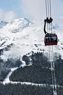 Images Dated 31st March 2009: Whistler Blackcomb Peak 2 Peak Gondola, Whistler Mountain, 2010 Winter Olympic Games venue