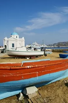 Images Dated 30th April 2008: White chapel with blue dome, harbour and boats, Hora, Mykonos, Cyclades