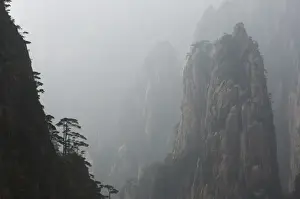 White Cloud Scenic Area, Mount Huangshan (Yellow Mountain), UNESCO World Heritage Site