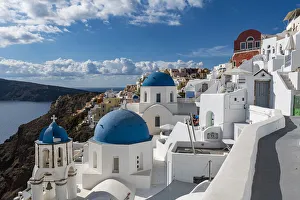 Places Of Worship Prints: Whitewashed church, Oia, Santorini, Cyclades, Greek Islands, Greece, Europe
