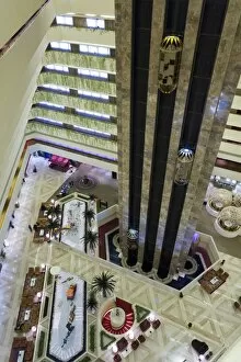 Images Dated 13th December 2007: Wide angle view of the interior of a hotel, Doha, Qatar, Middle East