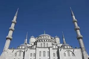 Wide view of the Blue Mosque, Istanbul, Turkey, Europe