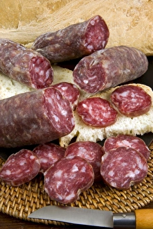Knife Prints: Wild boar sausages