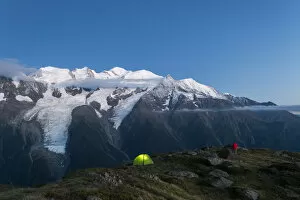 35 39 Years Gallery: WIld camping on the GR5 trail or Grand Traverse des Alps near Refuge De Bellachat